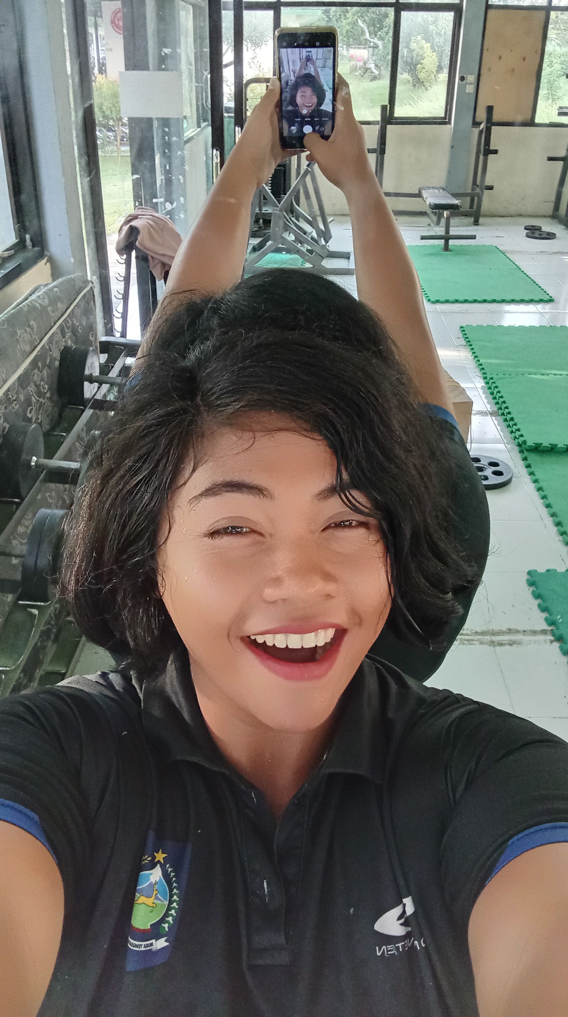 Foto NI PUTU YOGISWARI, S.PD